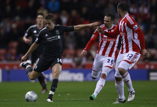 江苏节日！苏超决赛赛前南通队球迷场外集结为球队助威（江苏狂欢日！苏超决赛前南通球迷场外齐聚为队助威）