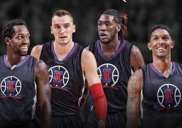 22／23赛季以来顶级前锋越位数：哈兰德仅18次，C罗143次（22／23赛季至今顶级前锋越位统计：哈兰德仅18次，C罗高达143次）