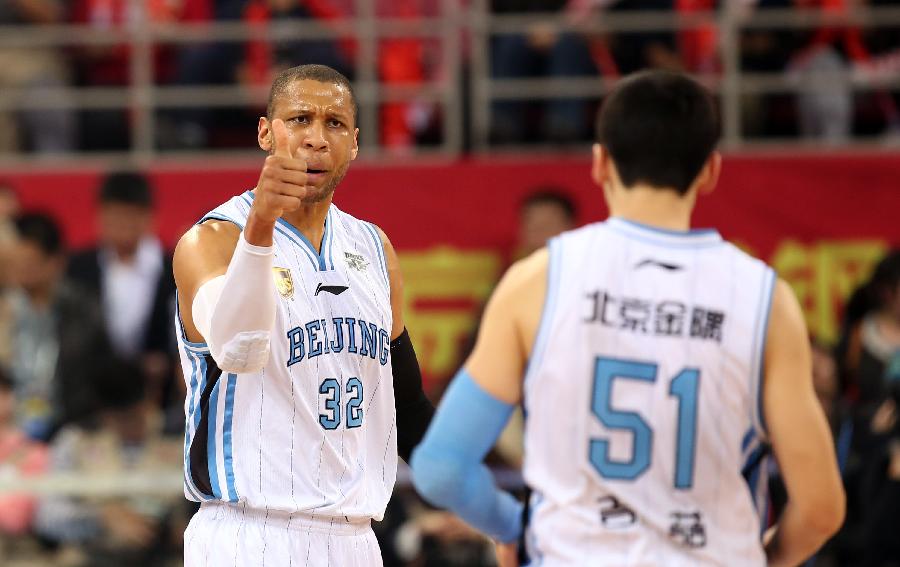 老佛爷祝贺克罗斯获德国骑士十字勋章：曾拥有过你是一种荣幸（老佛爷恭贺克罗斯荣膺德国骑士十字勋章：拥有你，我们何其有幸）